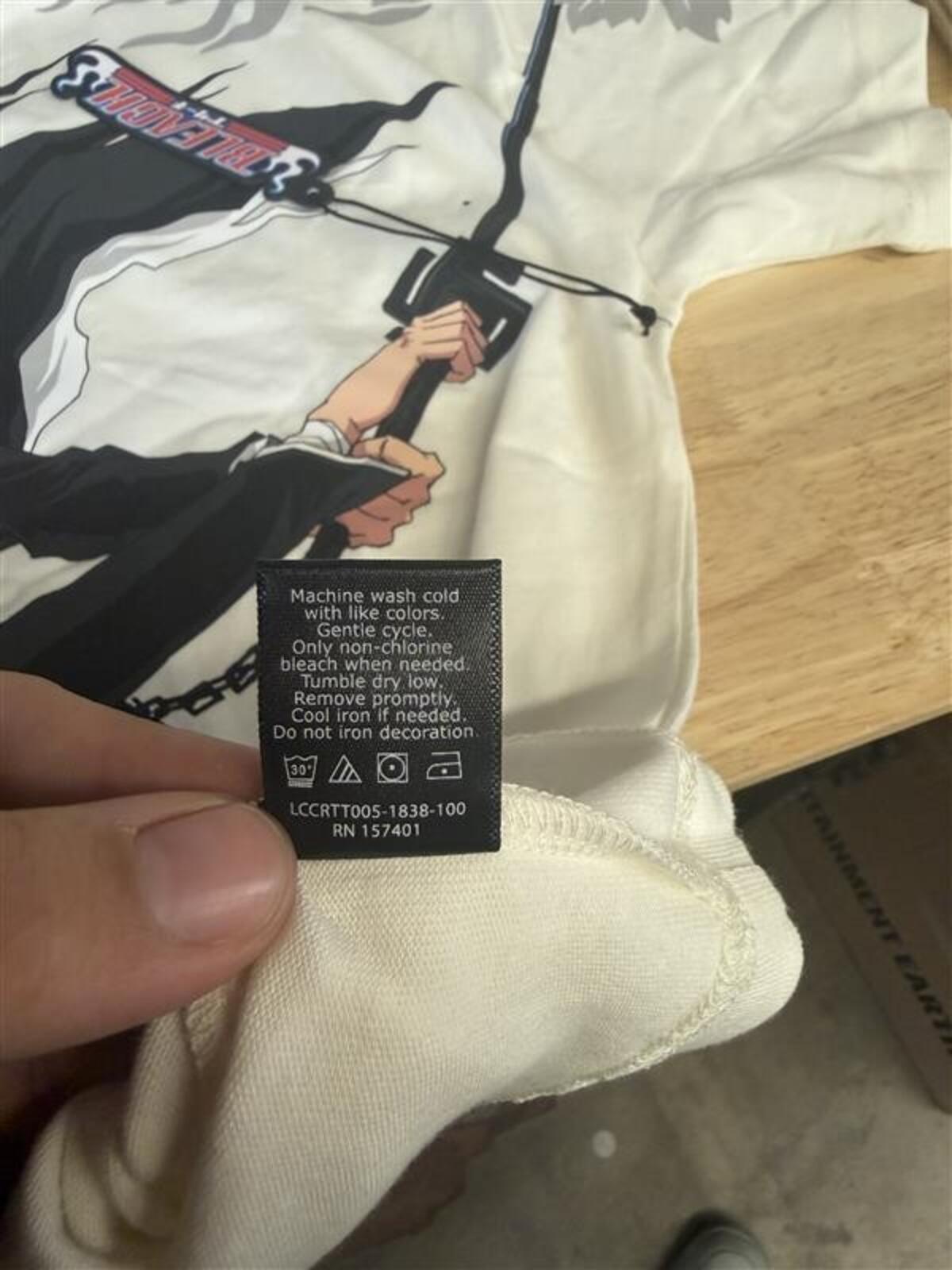 Civil Regime Bleach Ichigo Graphic M White Anime Streetwear
