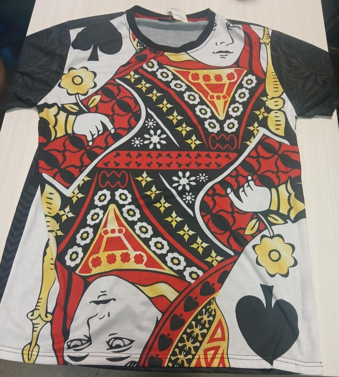 Queen of Hearts Playing Cards Graphic T-Shirt – Red/Black