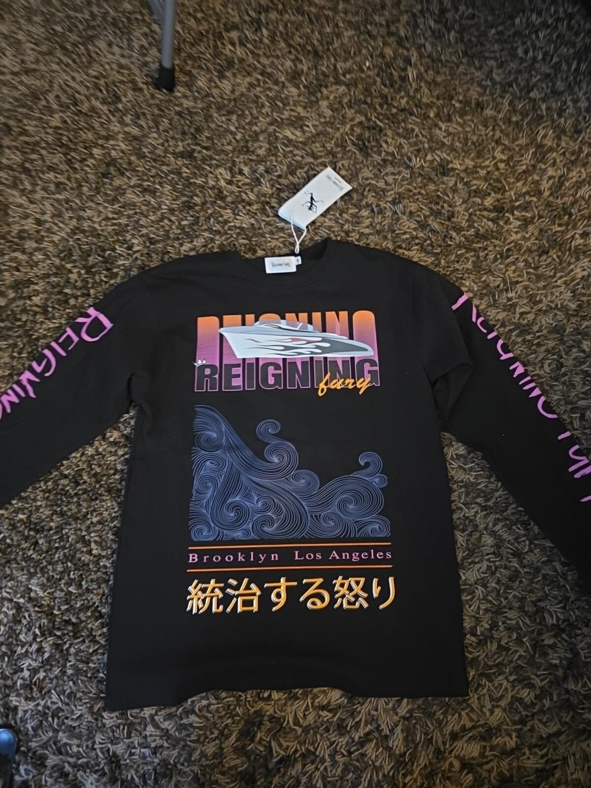 Reigning Fury Men's Black Graphic Print Pullover Hoodie Brooklyn Los Angeles-M