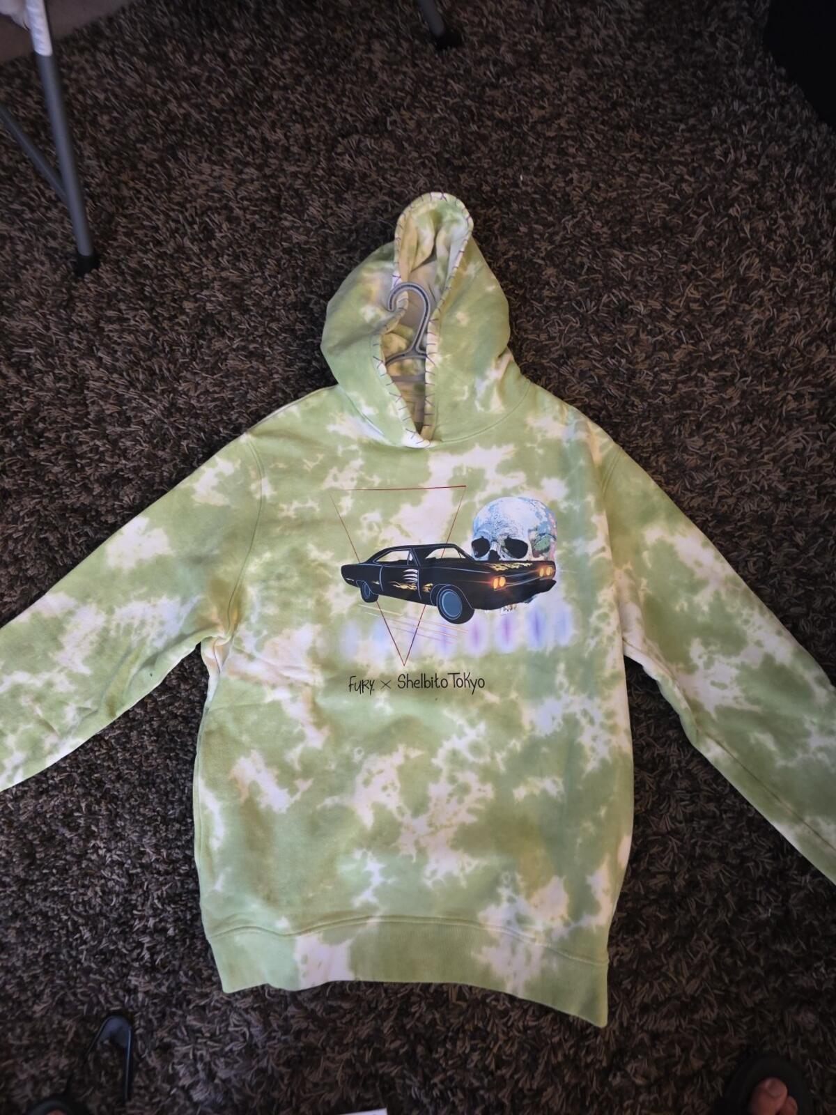 Reigning Fury Green Tie-Dye Pullover Hoodie S Car Skull Graphic Fleece Hooded