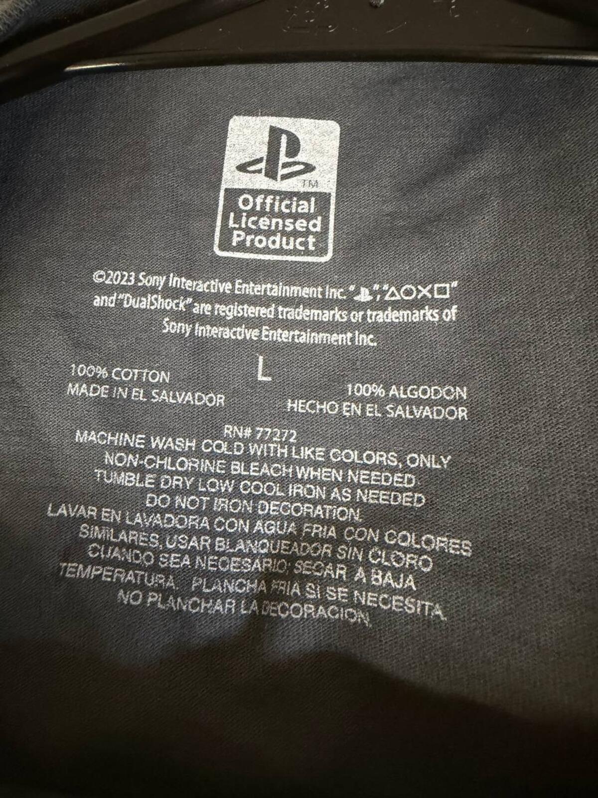 PlayStation Japanese Distressed Graphic T-Shirt Mens Large