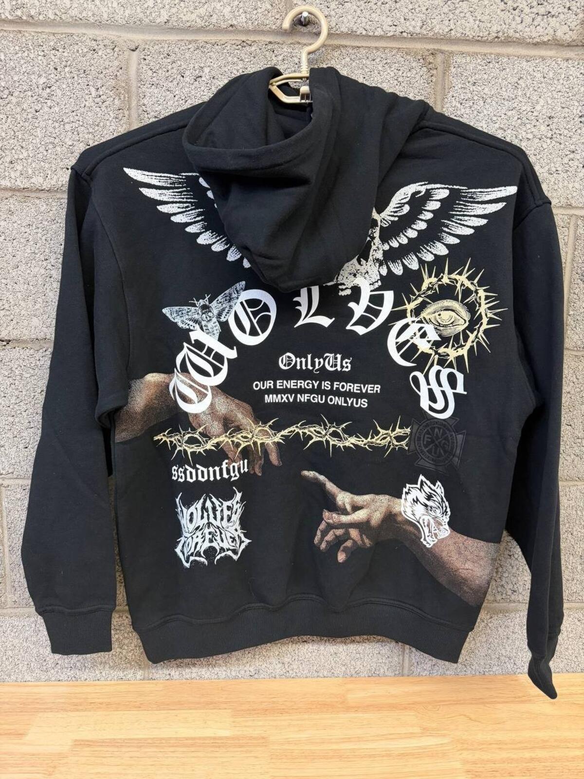 Darc Sport OnlyUs Hoodie XL 1308/2000 Wolves Limited Release